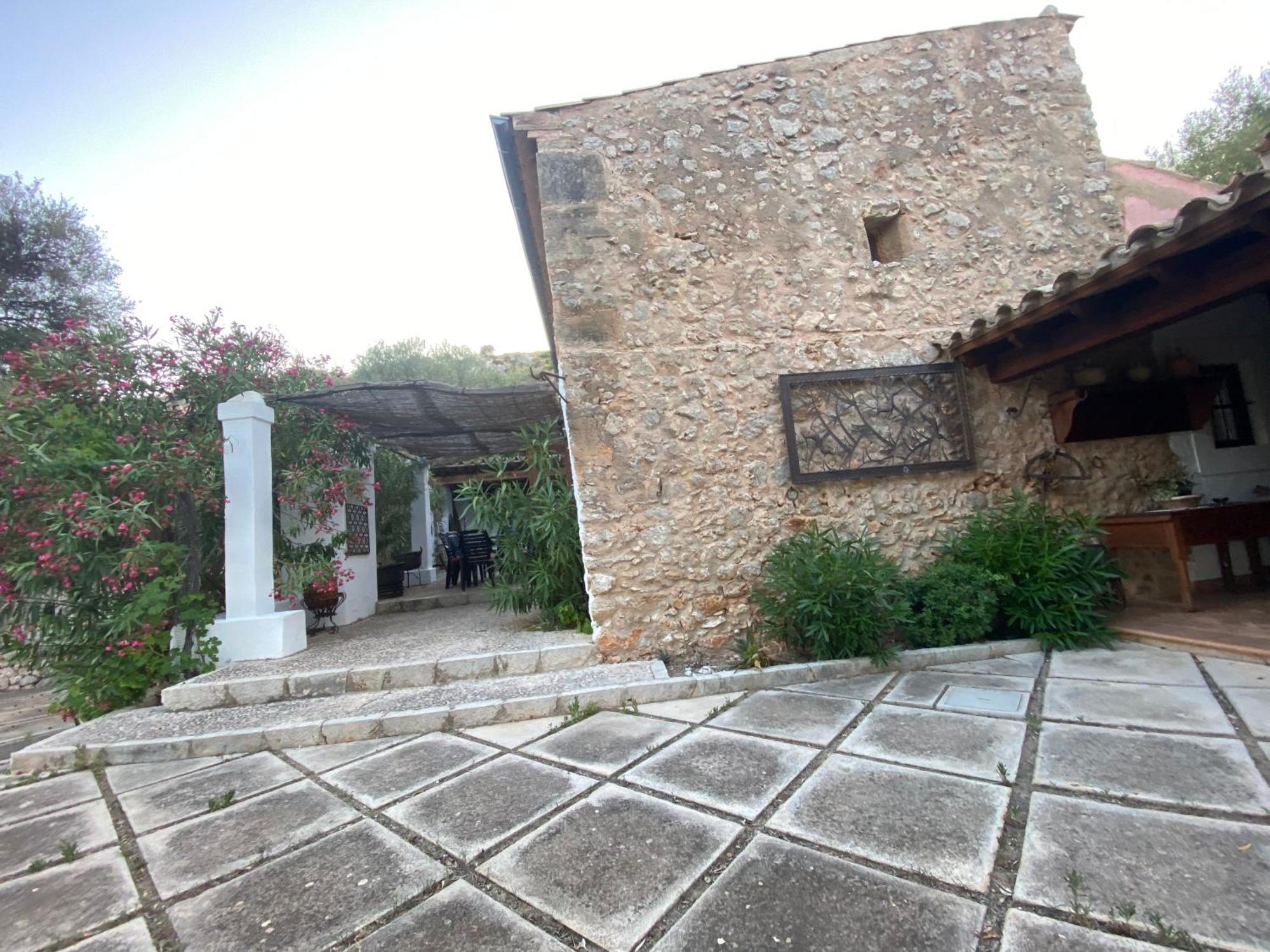 Puerto De Pollensa Villas And Apartments, With Private Mountain Ideal For Runners, Trailers,Near Puerto Pollensa Beach Approximately 5 Minutes Walking, Unique Experience In A Ullal Old Typical Mallorca House With Private Mountain And Near To The Beac エクステリア 写真