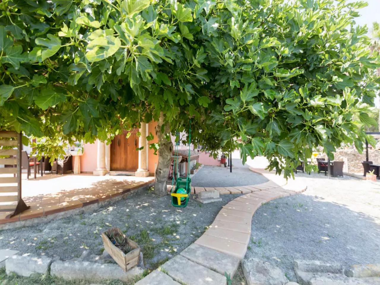 Puerto De Pollensa Villas And Apartments, With Private Mountain Ideal For Runners, Trailers,Near Puerto Pollensa Beach Approximately 5 Minutes Walking, Unique Experience In A Ullal Old Typical Mallorca House With Private Mountain And Near To The Beac エクステリア 写真